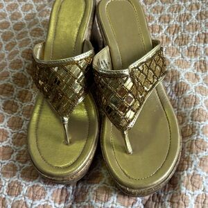 Unk Gold Woven Women's Sandals